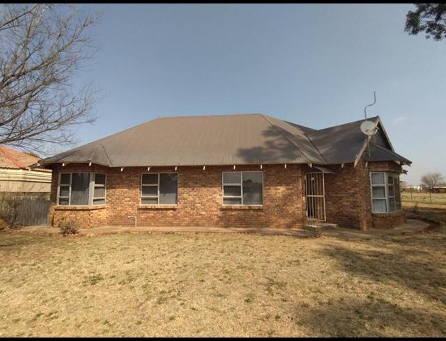 3 BEDROOM HOUSE FOR SALE IN HENLEY-ON-KLIP